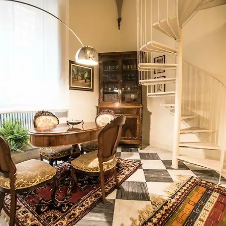 Apartment Il Teatro Romano Suites *