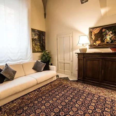 Apartment Il Teatro Romano Suites Lucca