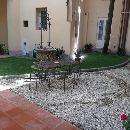 Apartment Il Teatro Romano Suites